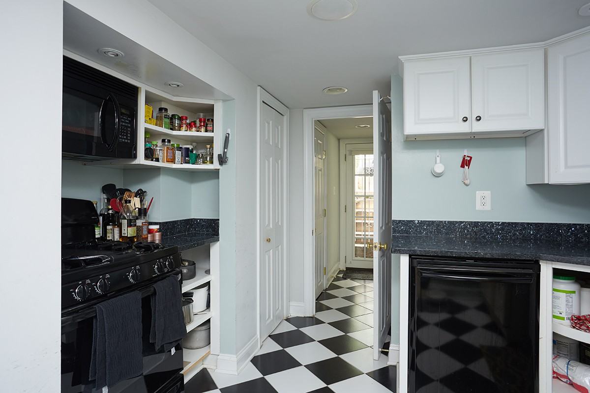 4518 14th Street Northwest #B - Photo 6 of 27