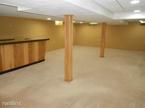 28807 Somerset Pl - Photo 2 of 5