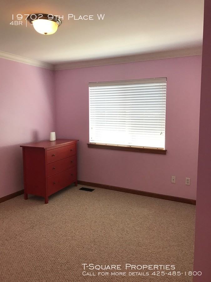 19702 9th Pl W - Photo 3 of 26