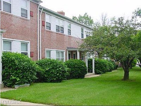 Westview Commons - Photo 2 of 8