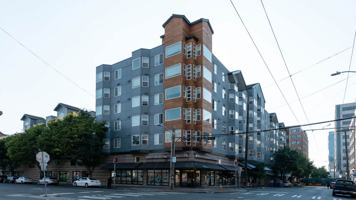 featured image of 521 S Weller St