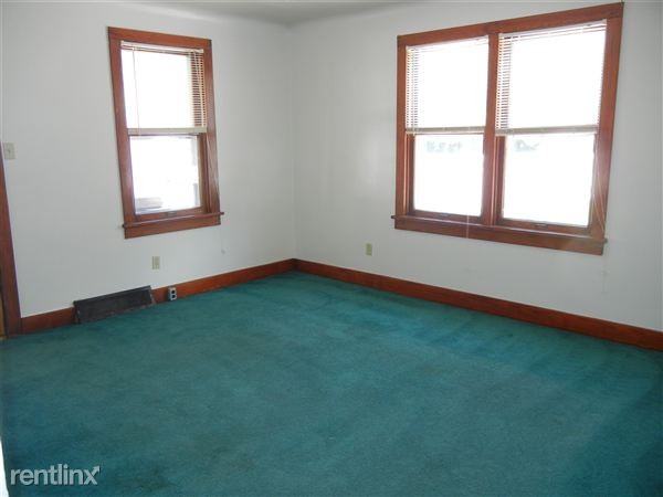 2 N Lebanon St - Photo 2 of 6