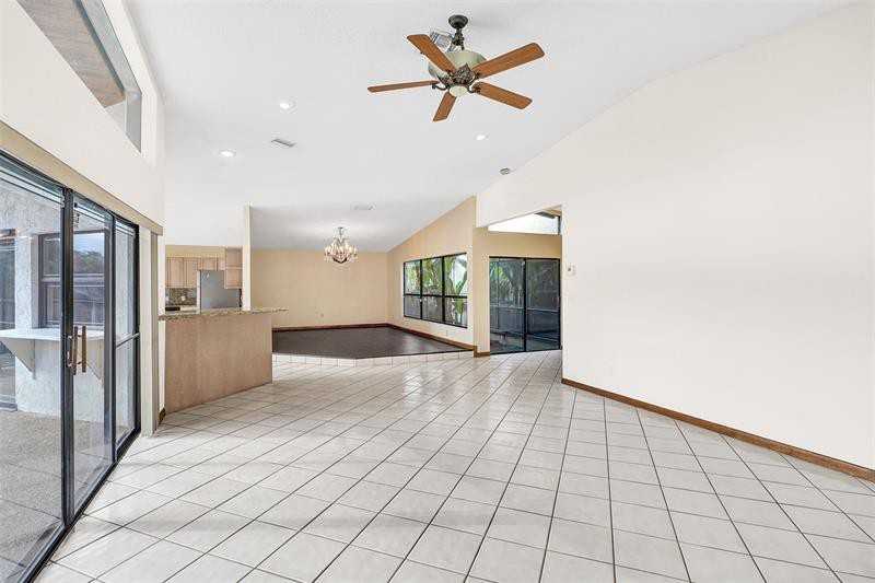 1235 Nw 114th Ave - Photo 2 of 4