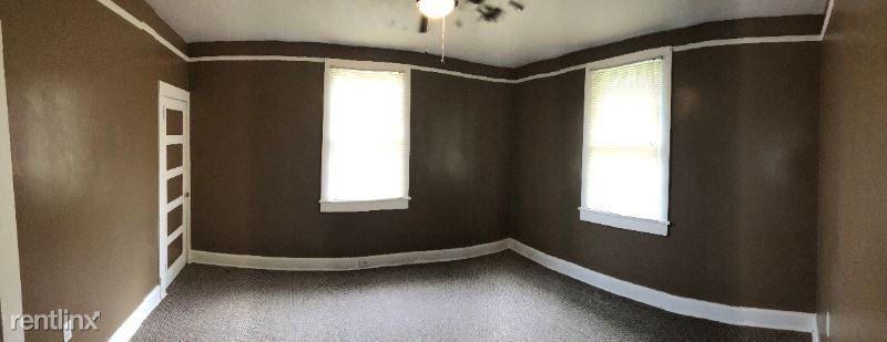 301 Rice St - Photo 2 of 6