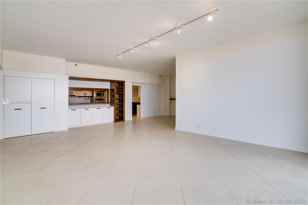 151 Crandon Blvd Unit 824  