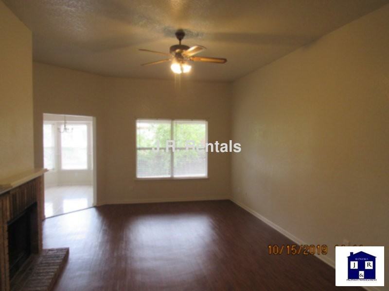 205 Pinto Dr - Photo 2 of 17