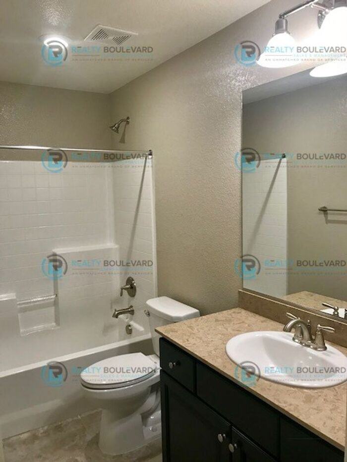 1110 Saffron Woods Way - Photo 3 of 25