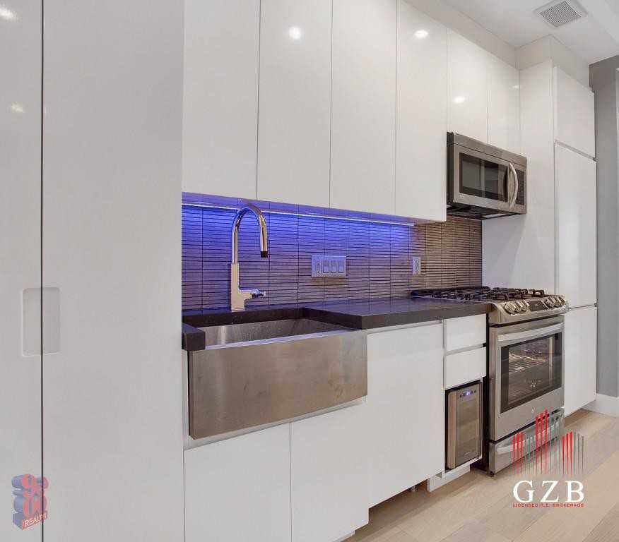 Stanton St #5C - Photo 5 of 6