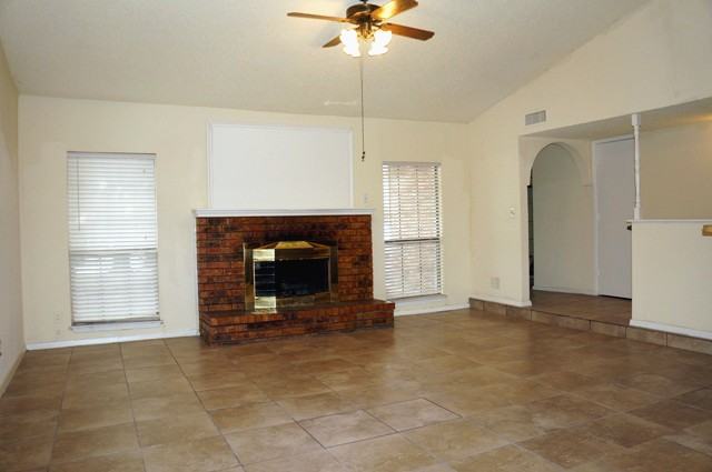 4425 Campion Ln - Photo 2 of 9