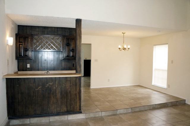 4425 Campion Ln - Photo 3 of 9