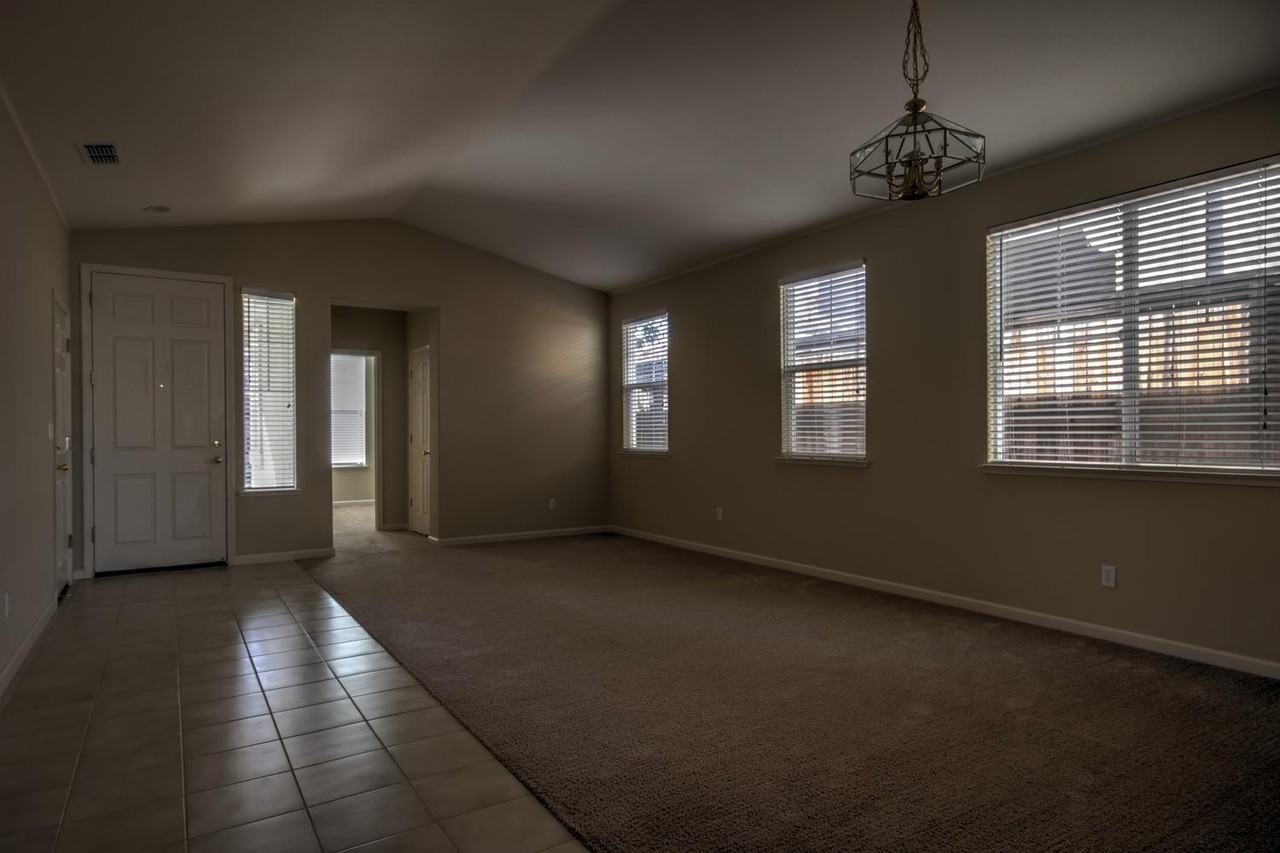 20528 Sarazen Ln - Photo 2 of 25