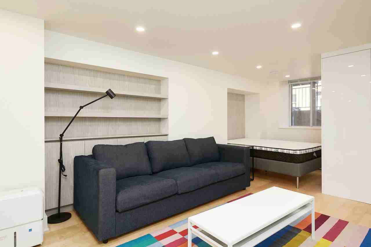 3668a Avenue Coloniale - Photo 3 of 14