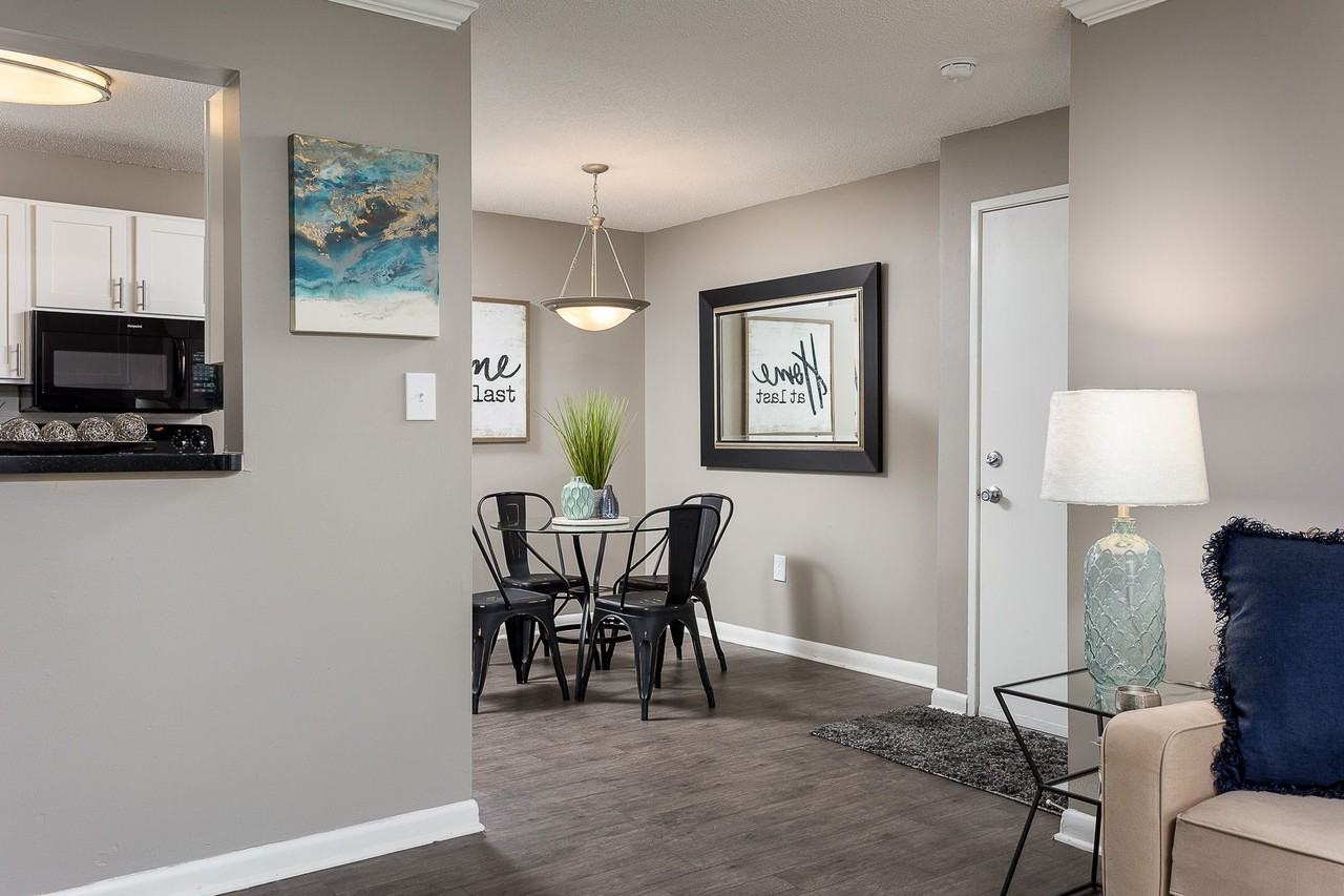Colt's Crossing Apartments - Photo 3 of 36