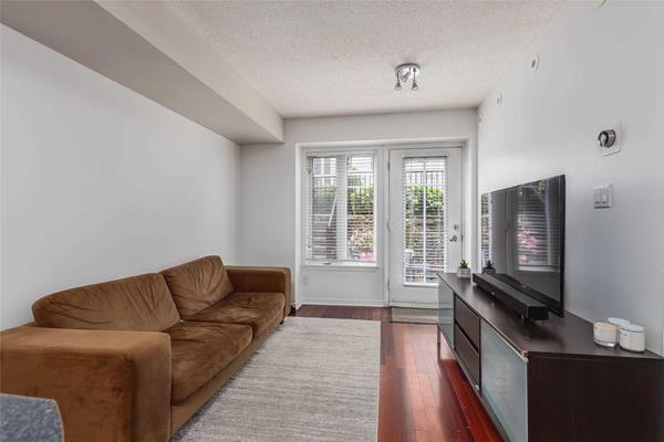 34 Western Battery Road