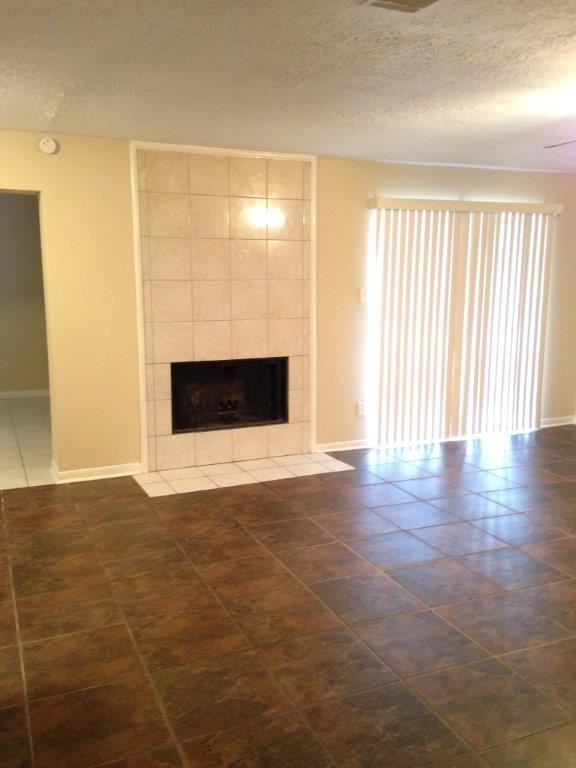 254 Toranto Ln - Photo 2 of 16