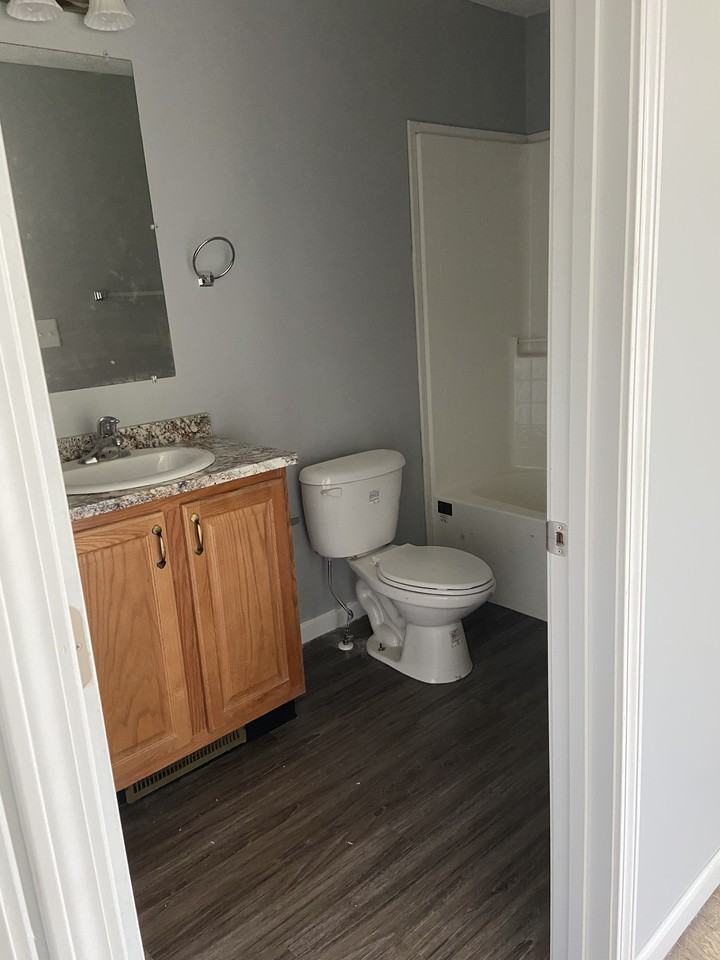 Building 5 - Photo 5 of 10