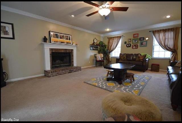 2105 Westport Loop - Photo 3 of 10