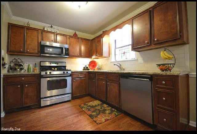 2105 Westport Loop - Photo 7 of 10