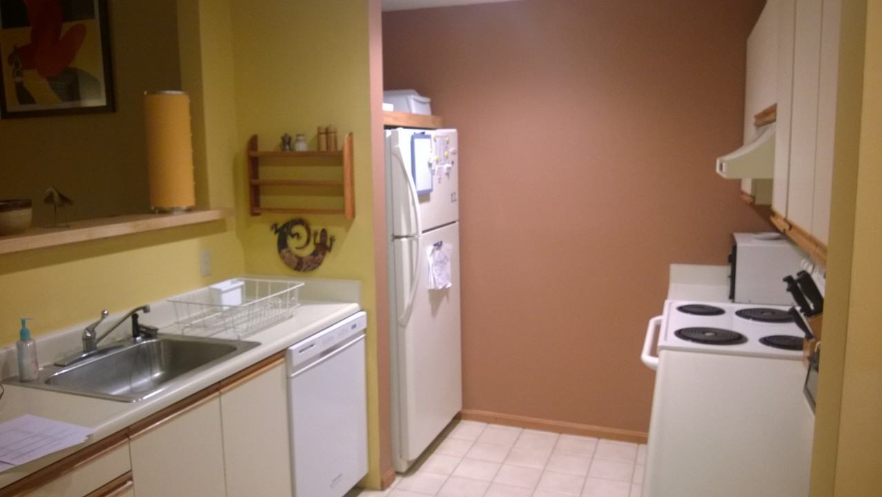 5 Michawanic Rd - Photo 3 of 11