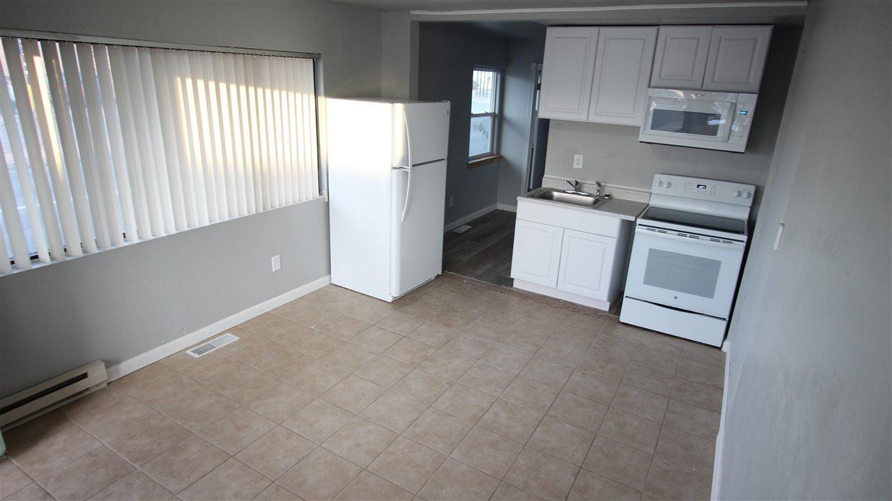 333 333 North Avenue 18 - Photo 3 of 10