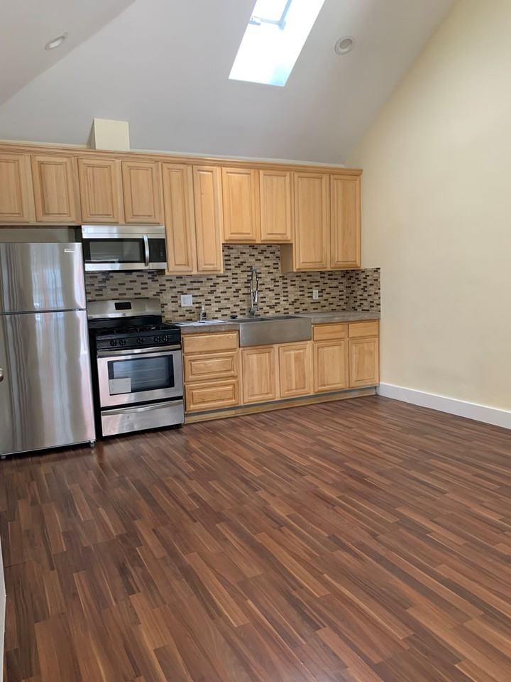 2457 Boulder St - Photo 3 of 5