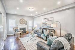 32 Whitlock Crescent - Photo 3 of 5