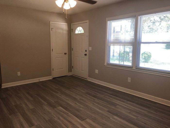 211 Erwin St - Photo 3 of 8
