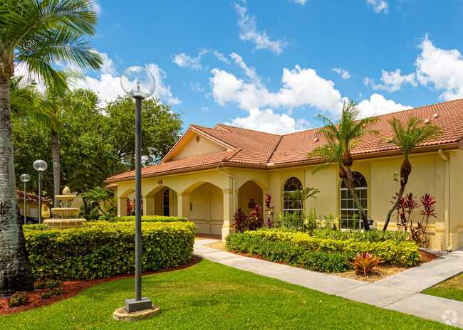 Pepper Cove - Photo 7 of 32