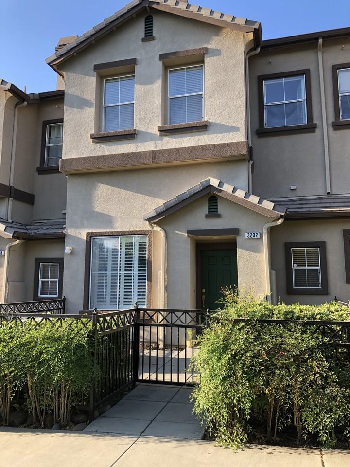 3232 Vinifera Drive - Photo 2 of 23