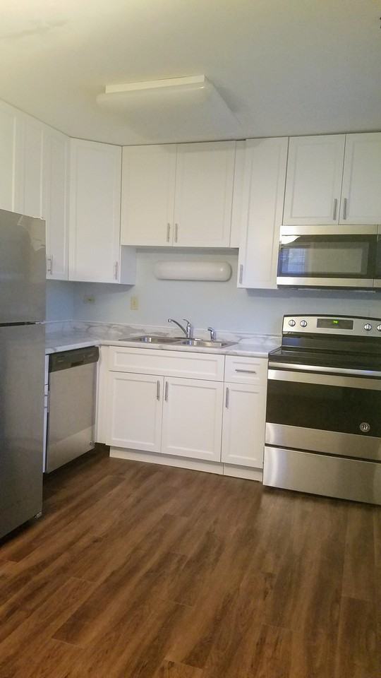 9440 Kelvin Lane #B - Photo 2 of 10