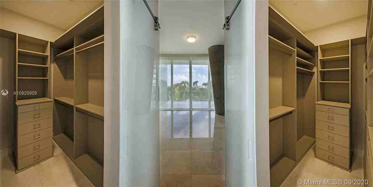 Grove at Grand Bay - Photo 2 of 14