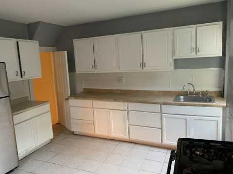 100 South Monastery Avenue - Photo 2 of 16