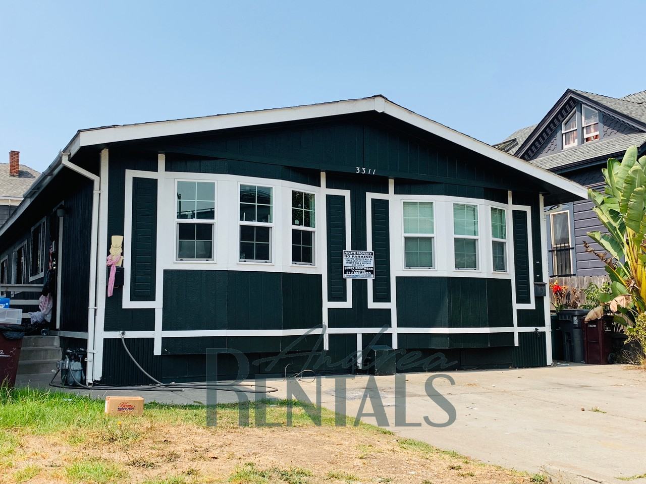 3311 Martin Luther King Junior Way - Photo 2 of 24