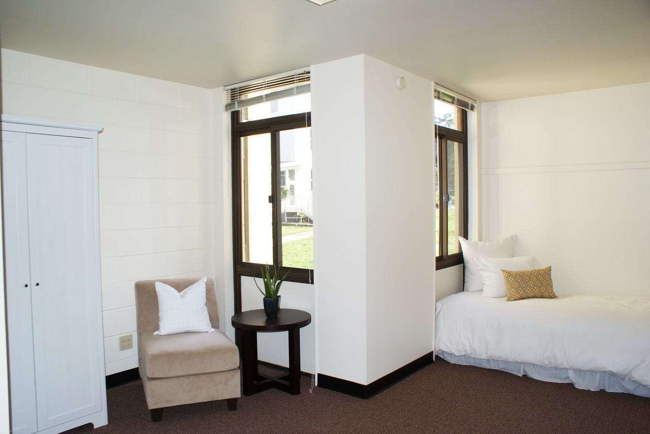 Letterman Towers Studio Apartments - Photo 3 of 4