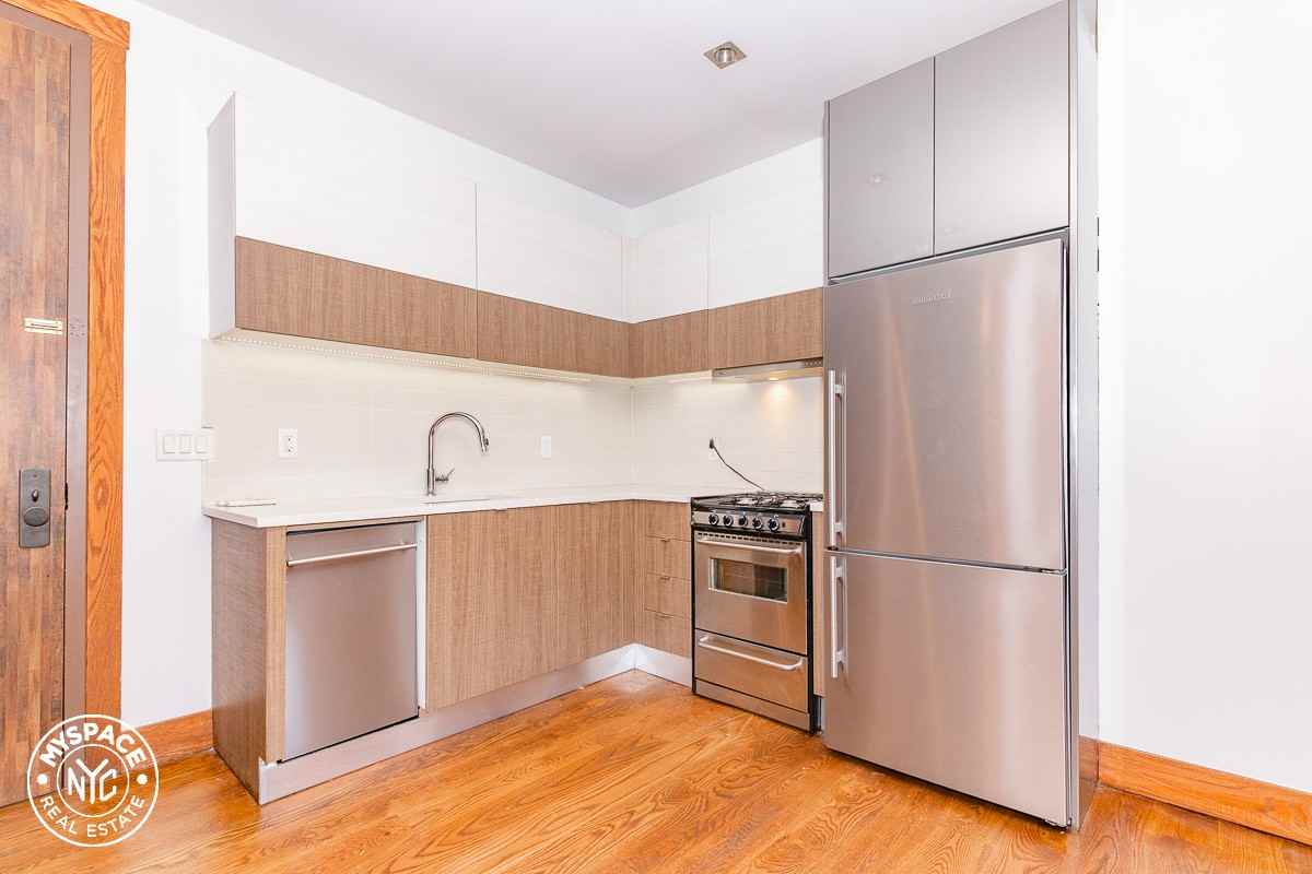 865 Willoughby Ave #6F