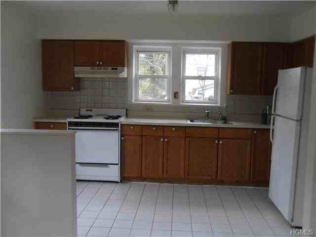 238 Ackertown Rd - Photo 3 of 12