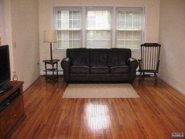 5 Grove St - Photo 3 of 7