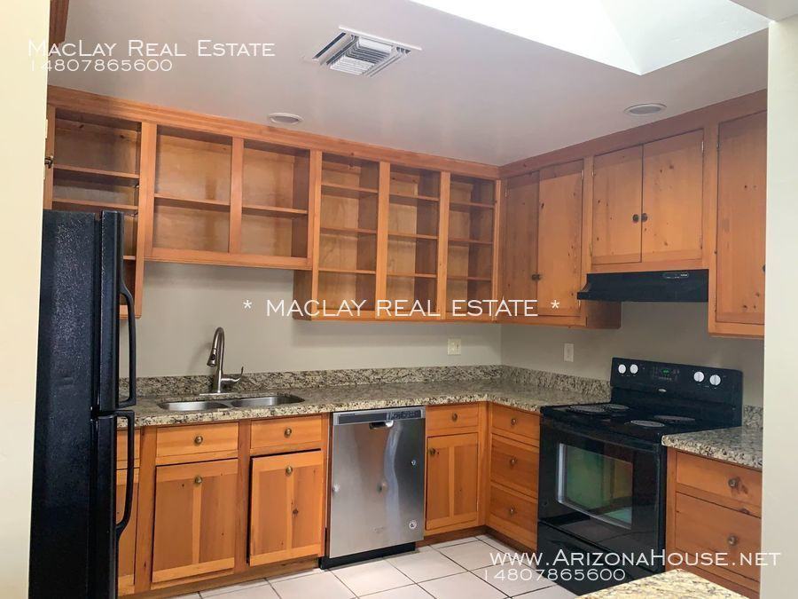 5348 W Banff Ln - Photo 2 of 10