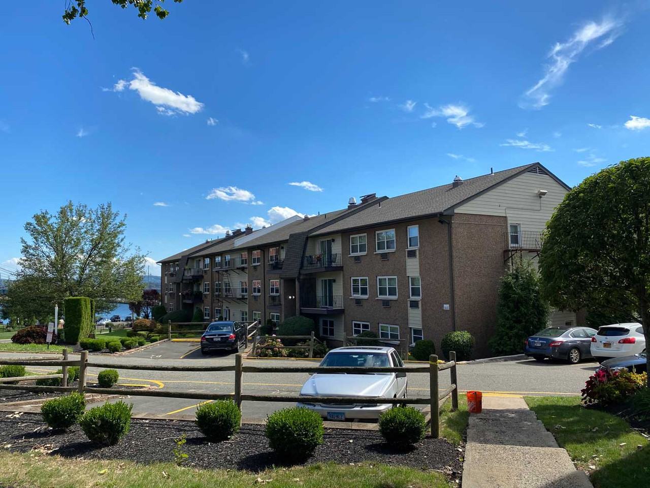 River Edge at Nyack - Photo 4 of 50