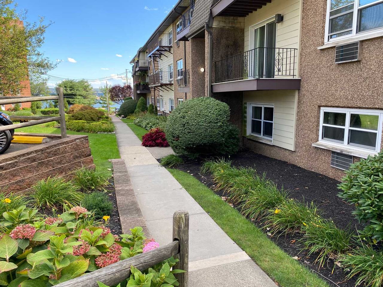 River Edge at Nyack - Photo 5 of 50