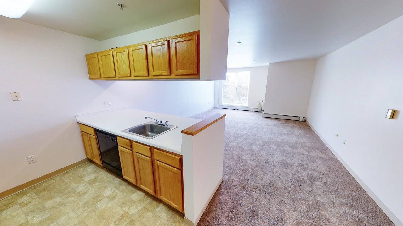 Oak Hill Apartments - Photo 5 of 35