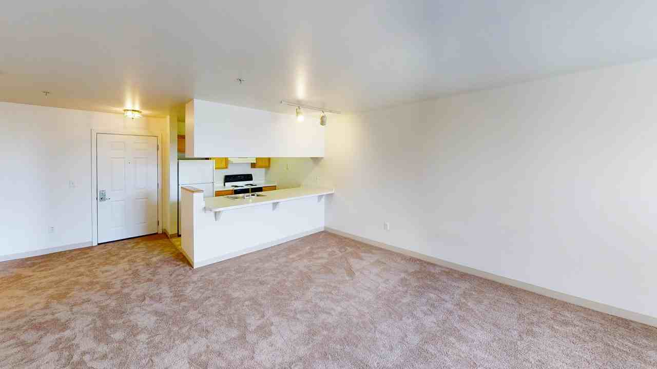 Oak Hill Apartments - Photo 7 of 35