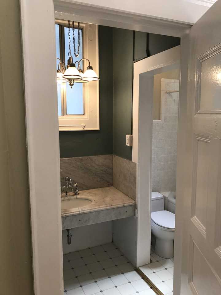 1809 Broadway #4