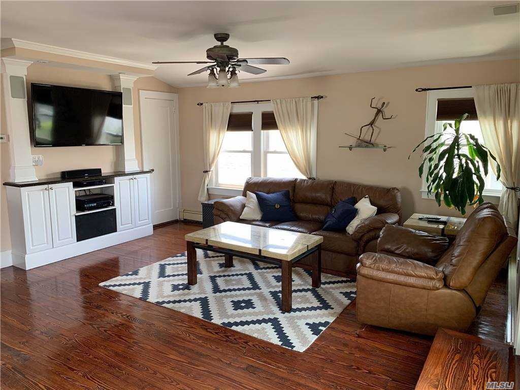 38 Clayton Ave - Photo 3 of 14