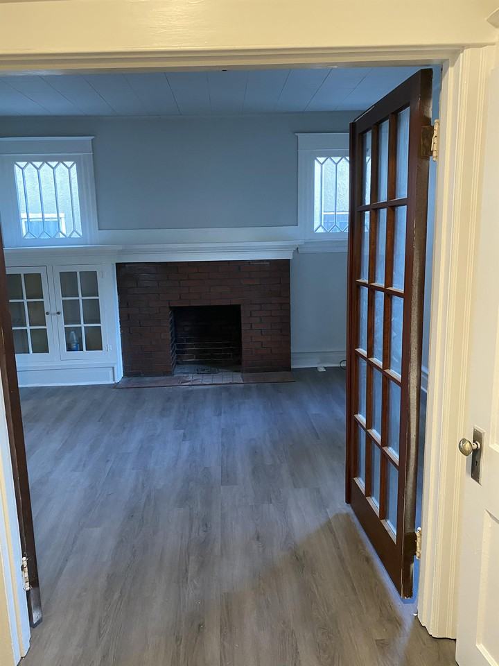 1203 Potomac Avenue - 1 - Photo 2 of 8