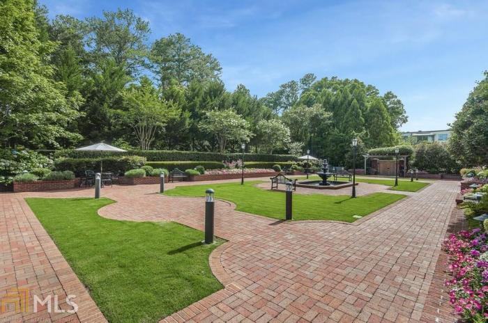 3657 Peachtree Rd Ne - Photo 2 of 50