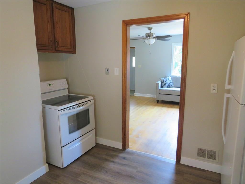 611 Vine St - Photo 3 of 26