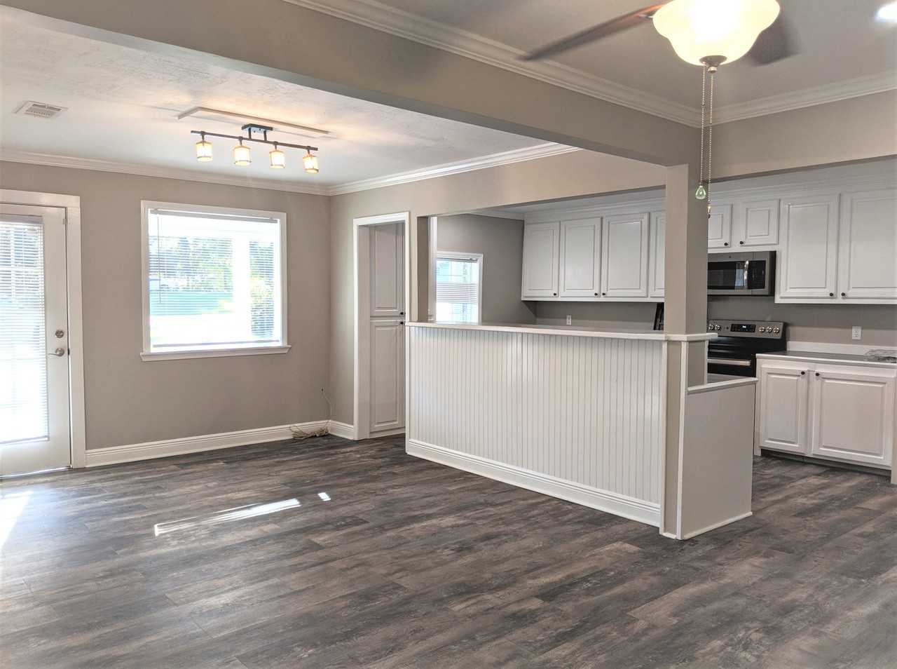 4937 Highway 589 - Photo 3 of 33