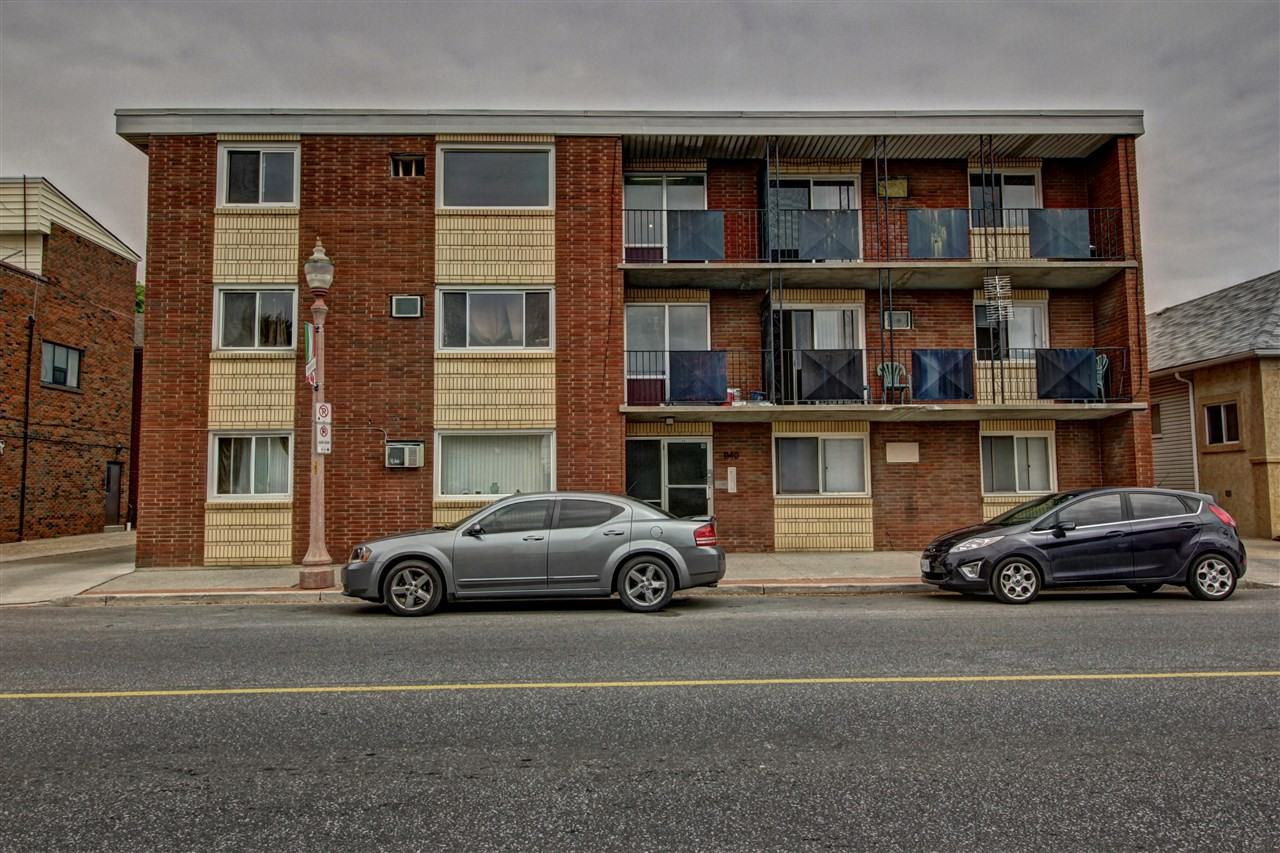 1140 Erie St E - Photo 3 of 8