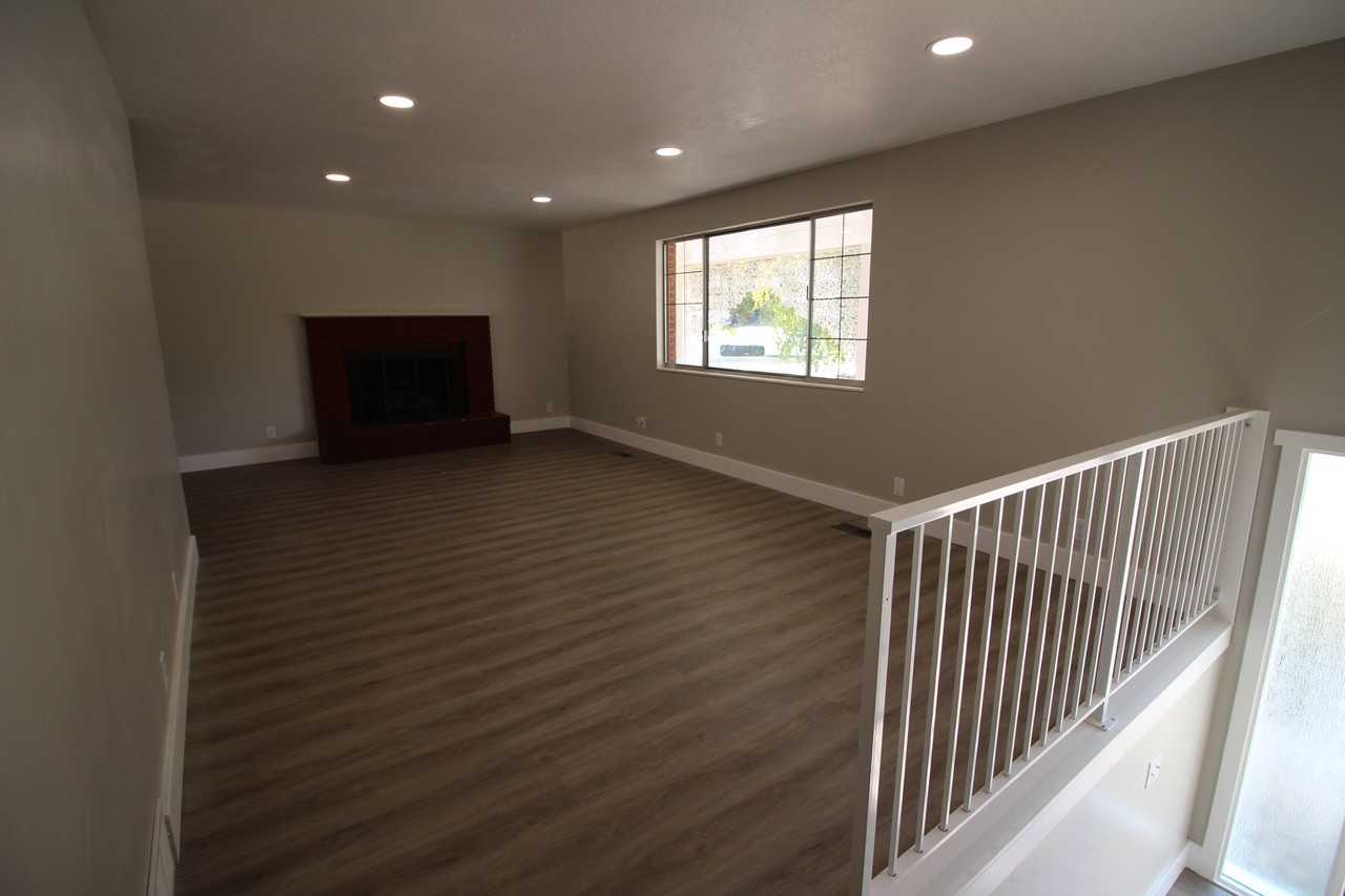 1624 Navajo Dr - Photo 4 of 31